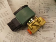 Asco Red Hat 8210G201 3/8" NPT 24DC Brass Solenoid Valve 24 VDC 8210 Series