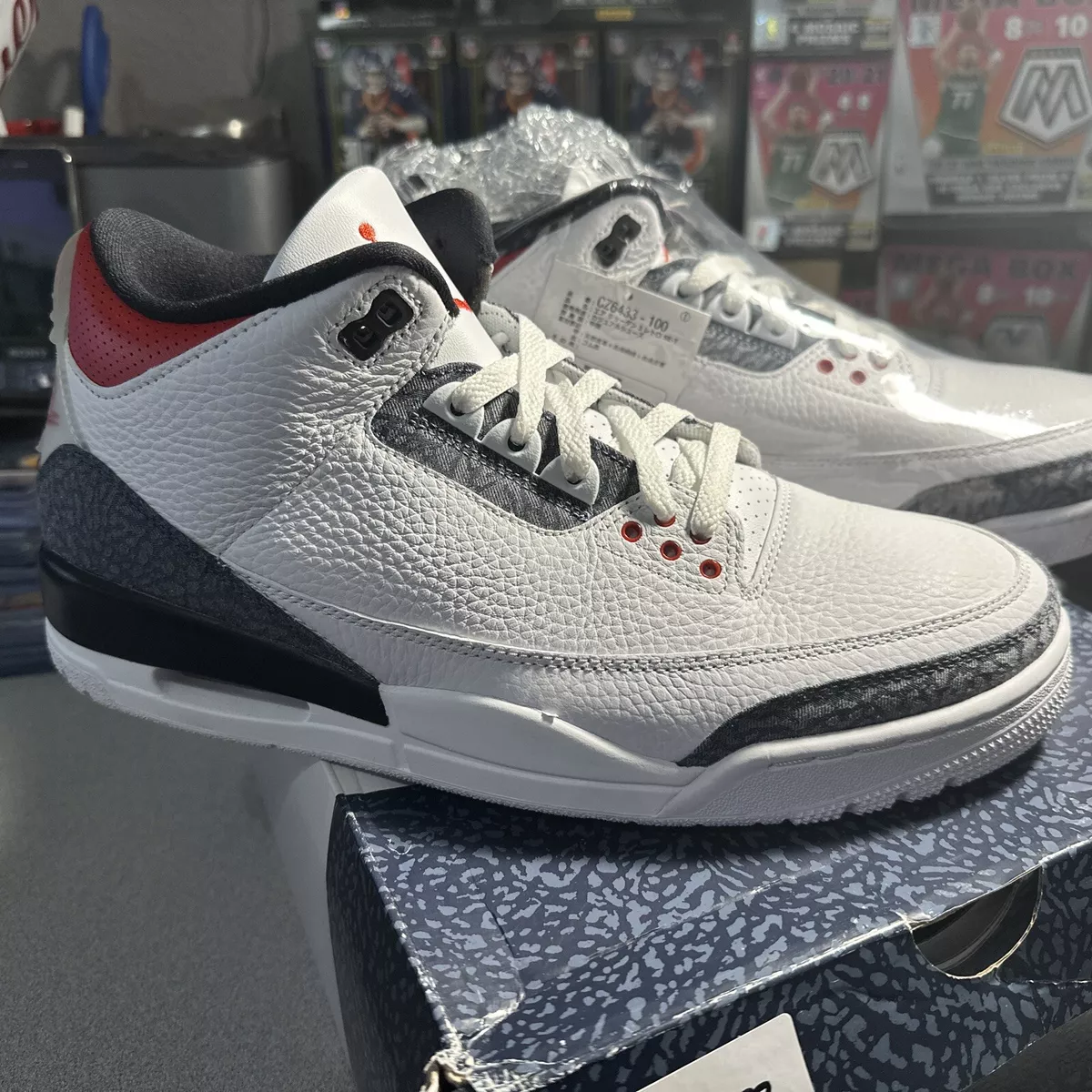 finish line jordan retro 4 mens