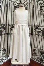 S193 JORDAN L619 SZ 5 D WHITE 140 FLOWER GIRL FORMAL DRESS GOWN