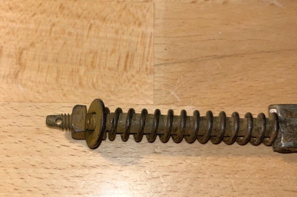 EARLY TEENS 1920S OLDS STAR THERE VELIE CARROS CAPÔ TRAVA DE RETENÇÃO VINTAGE ANOS 20 RATO??? - Imagem 3 de 4