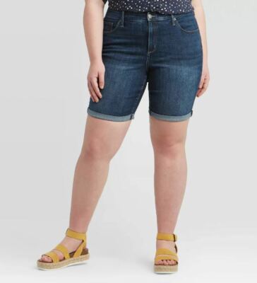 Women's Plus Size Mid-Rise Bermuda Jean 