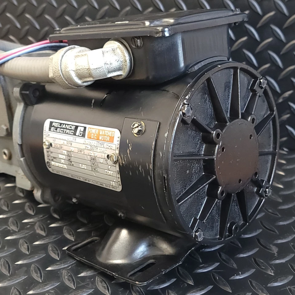 Reliance Electric - T56H1050AB-YU - 1/4 HP DC Motor & Boston Gear - F713-15-B5-C - Image 3 of 4