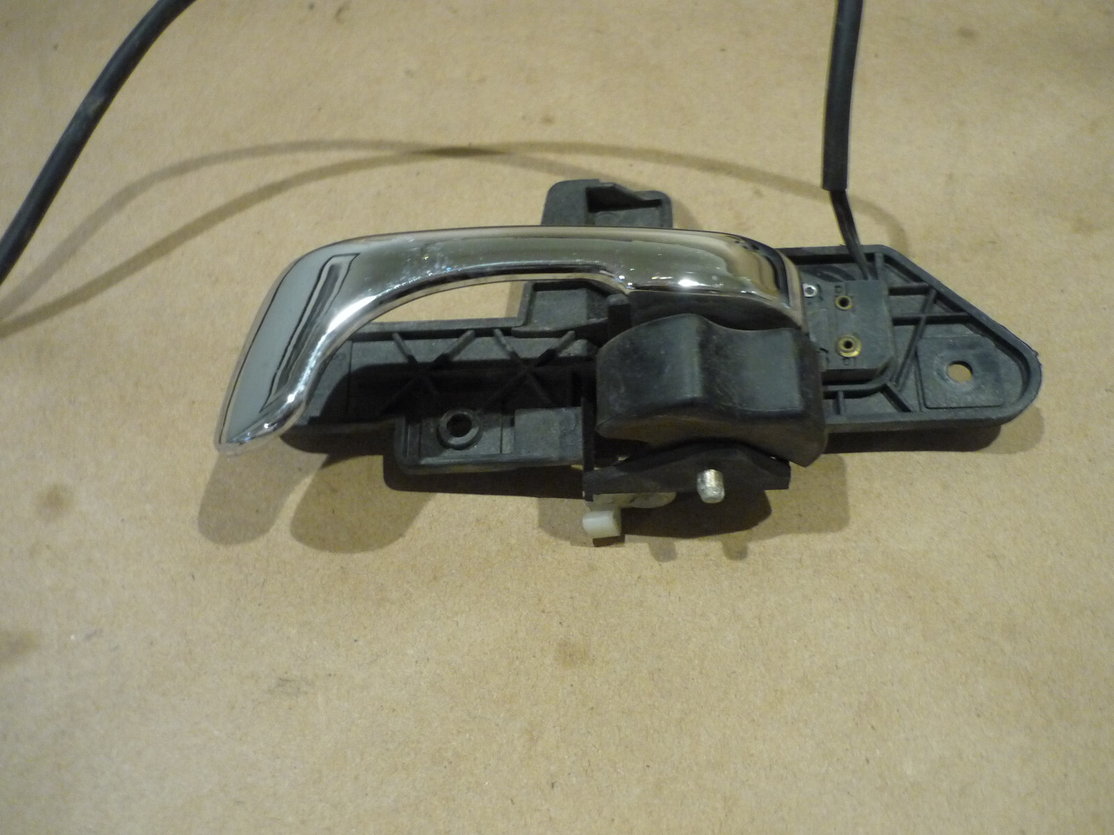 Maserati 4200  LH Interior Door Handle  - P/N 67236900