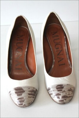 Escarpins MUGNAI En Cuir Blanc - Taille 38, Petits Talons, Occasion En Bon état