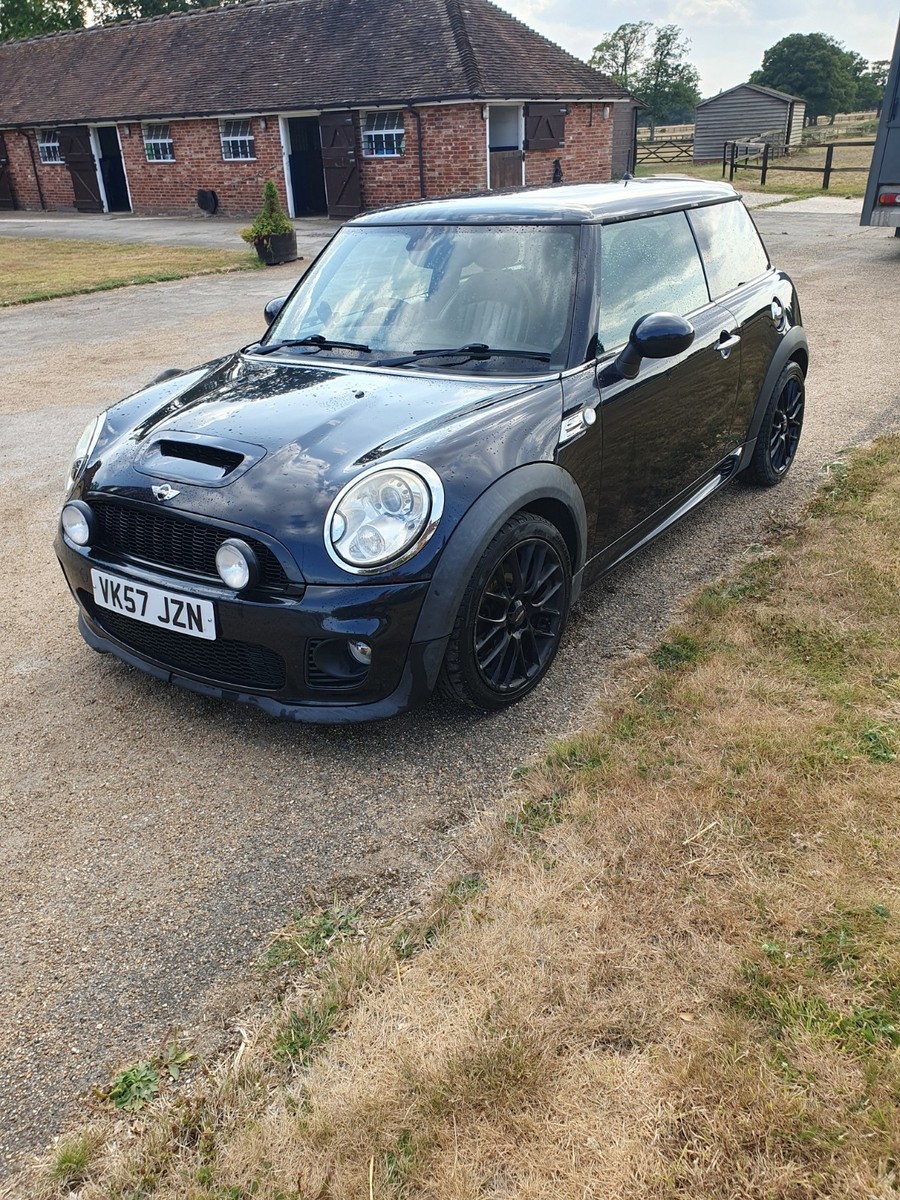 MINI MINIi COOPER S, 57 plate, Black, Used Condition. 107,550 Miles