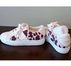 TM&J cow-print sneaker metallic accents round-toe 1" High Size 8.5 Women EXCELT — photo 3