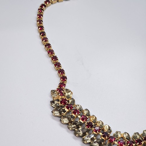 Vintage Ruby Red and Black/Grey Marquise Rhinestone Gold Tone Choker Necklace - Bild 12 von 14