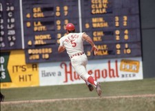 Cincinnati Reds Johnny Bench in action running the bases vs New Yo- Old Photo