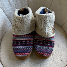 Muk Luks Women  s US L 9-10 Knit Bootie Slippers Multicolor Geometric Aztec