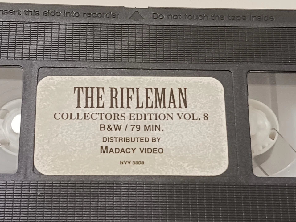 The Rifleman Vol 8 VHS Chuck Connors Johnny Crawford Paul Fix Warren Oates 1992 - Image 3 of 4