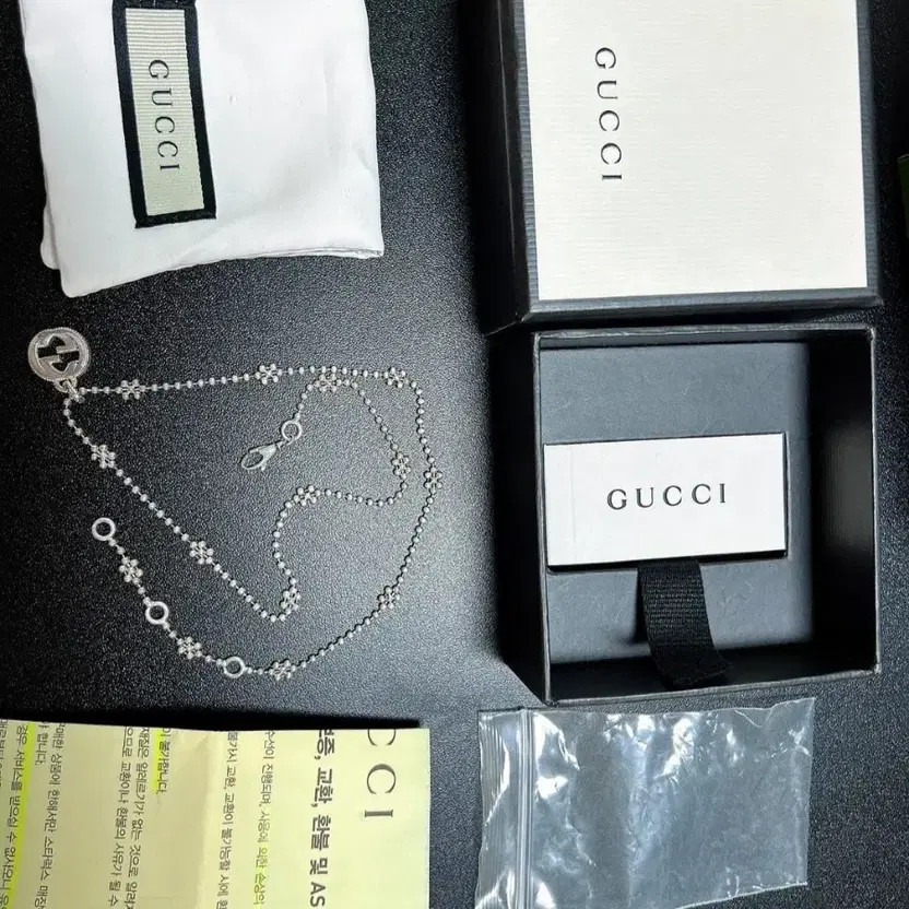 Gucci Interlocking Flower Necklace - Authentic Lu… - image 6