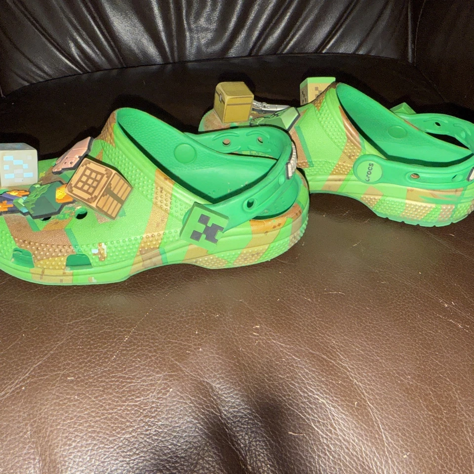 Minecraft Crocs Clásico Zueco Juvenil 12 Verde Zapatos de Jugador con Dijes Foto 3 de 4