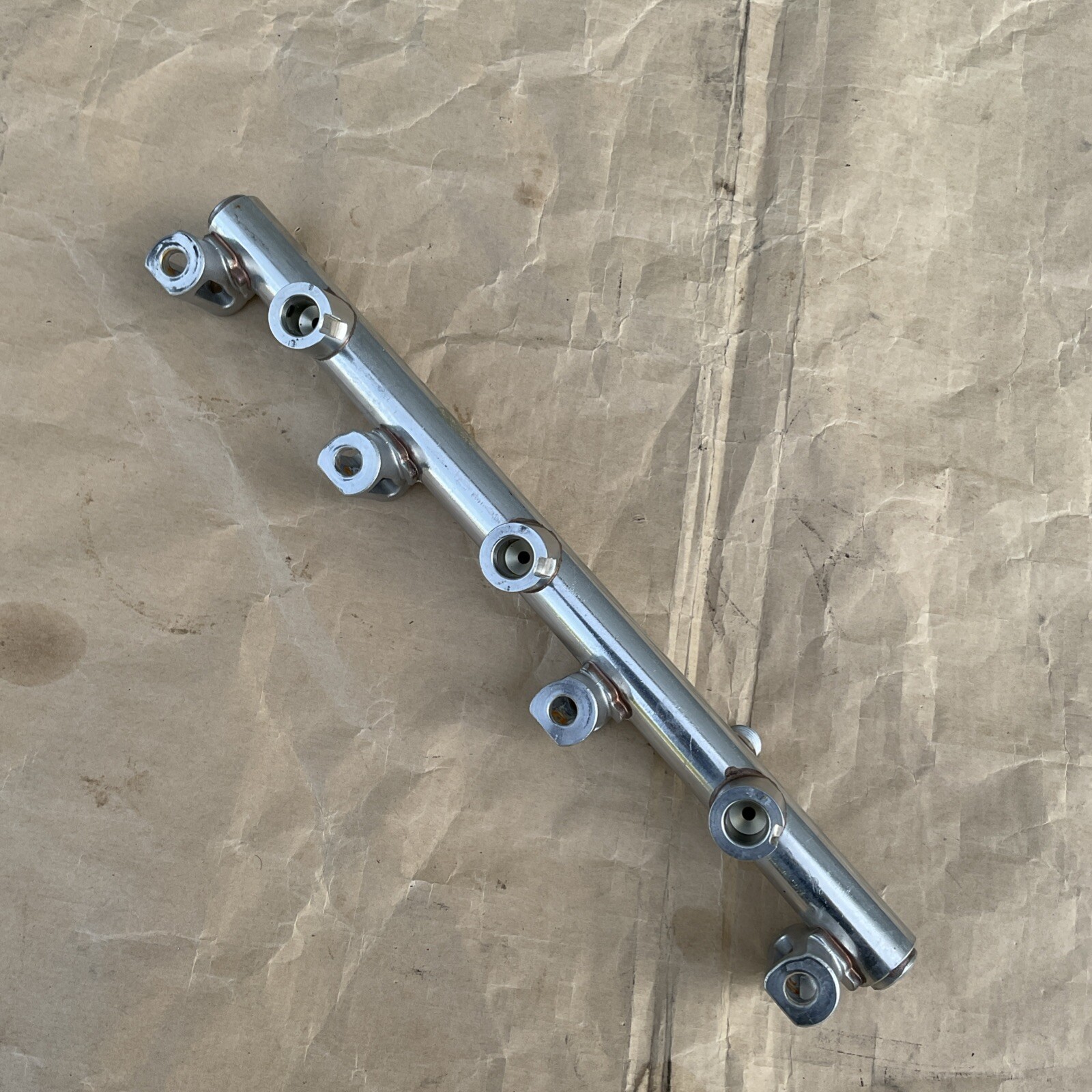 2014-2019 Maserati Ghibli 3.0L Fuel Injector Rail 000283629 Factory OEM 26K