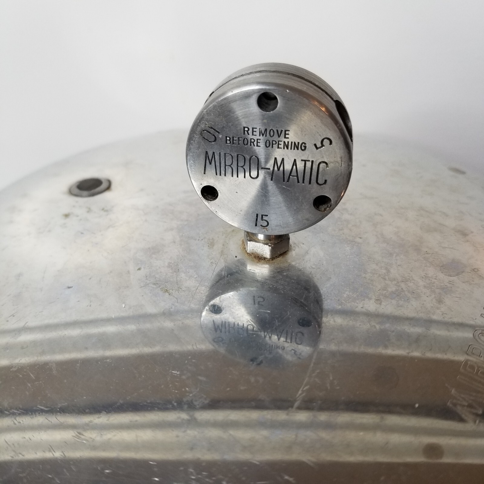 Vintage MirroMatic Aluminum Pressure Cooker 394M 4 Quart with Trivet