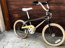 Vintage 86  Bmx Bike  Cyclepro Varmint Expert Black Survivor Old School