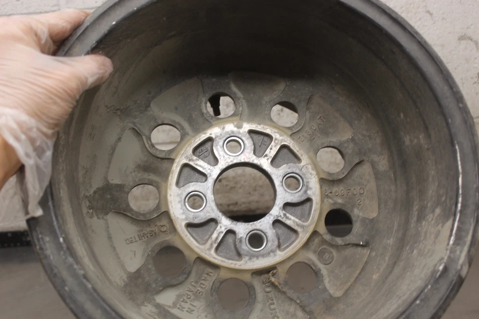 Suzuki Quadrunner 500 LTF500F 1998 4x4 llanta trasera H6 Foto 4 de 4