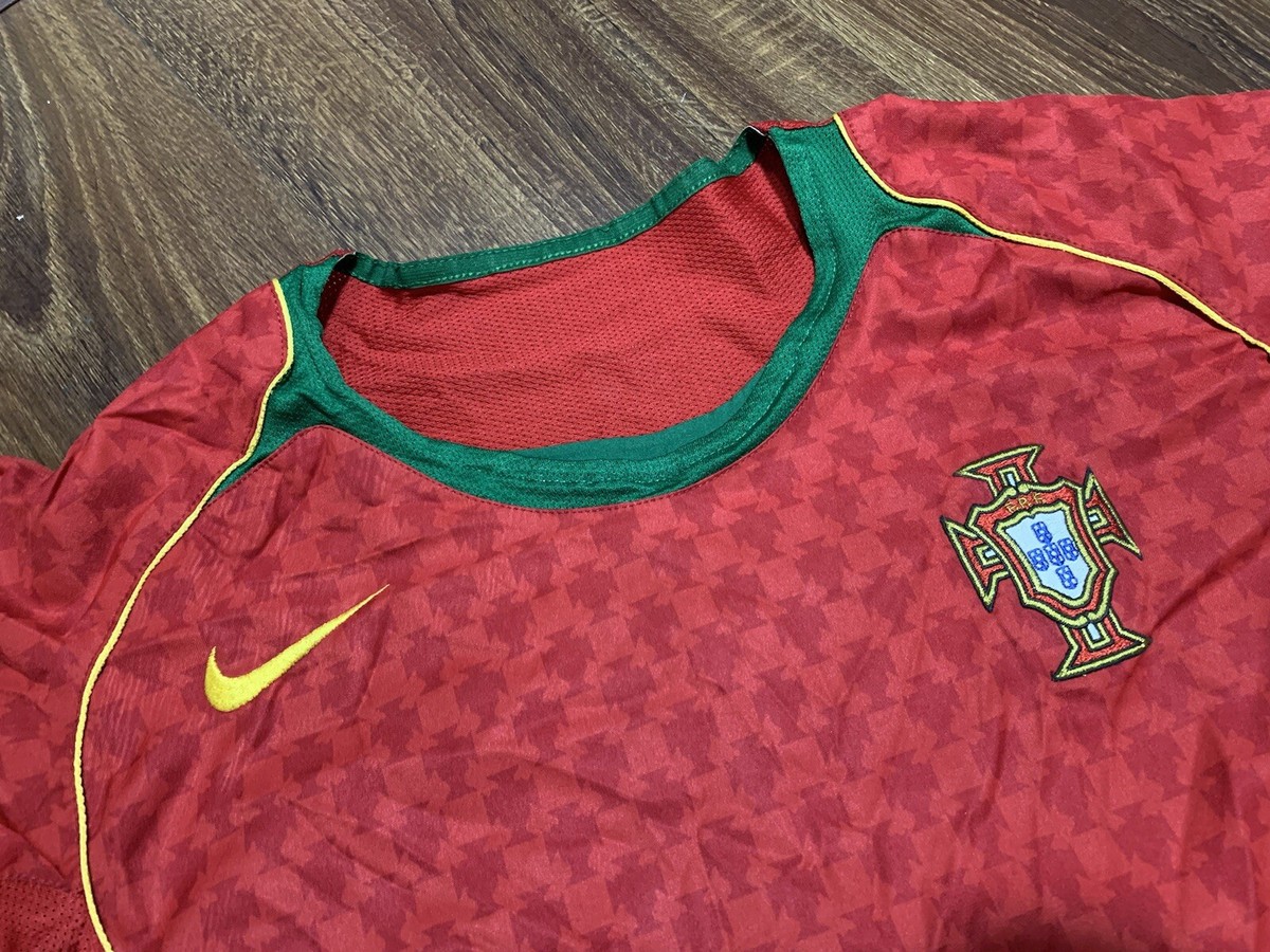 Nike Total 90 Portugal 2004 Jersey T-shirt Size M | eBay