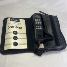 Motorola Soft-Pak Vintage Car Mobile Cell Phone Manual And Battery Untested