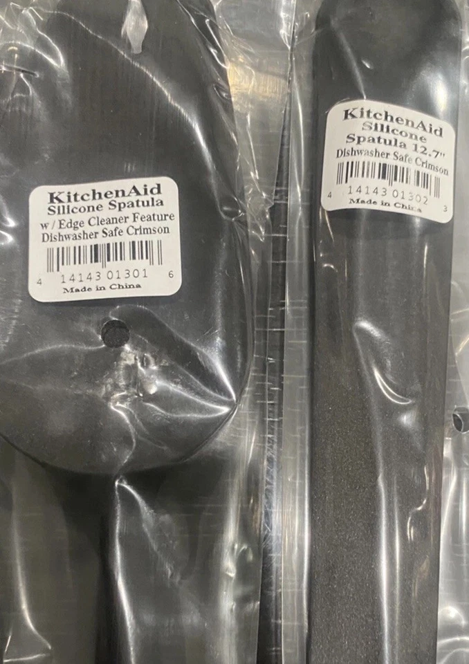 Kitchenaid 2 Silicone Spatulas Plus An Edge Cleaner Feature Crimson RedColor New - Image 4 of 4