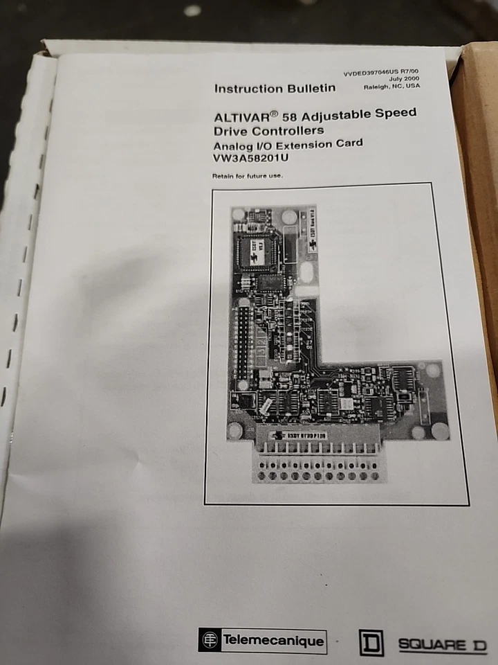Tarjeta de E/S analógica sellada Telemecanique Schneider Electric VW3A58201U Altivar 58 Foto 2 de 4