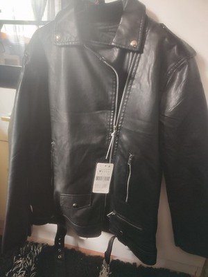 Herren Biker Lederjacke schwarz Gr. M kurz mit Reißverschluss, Gürtel & Taschen