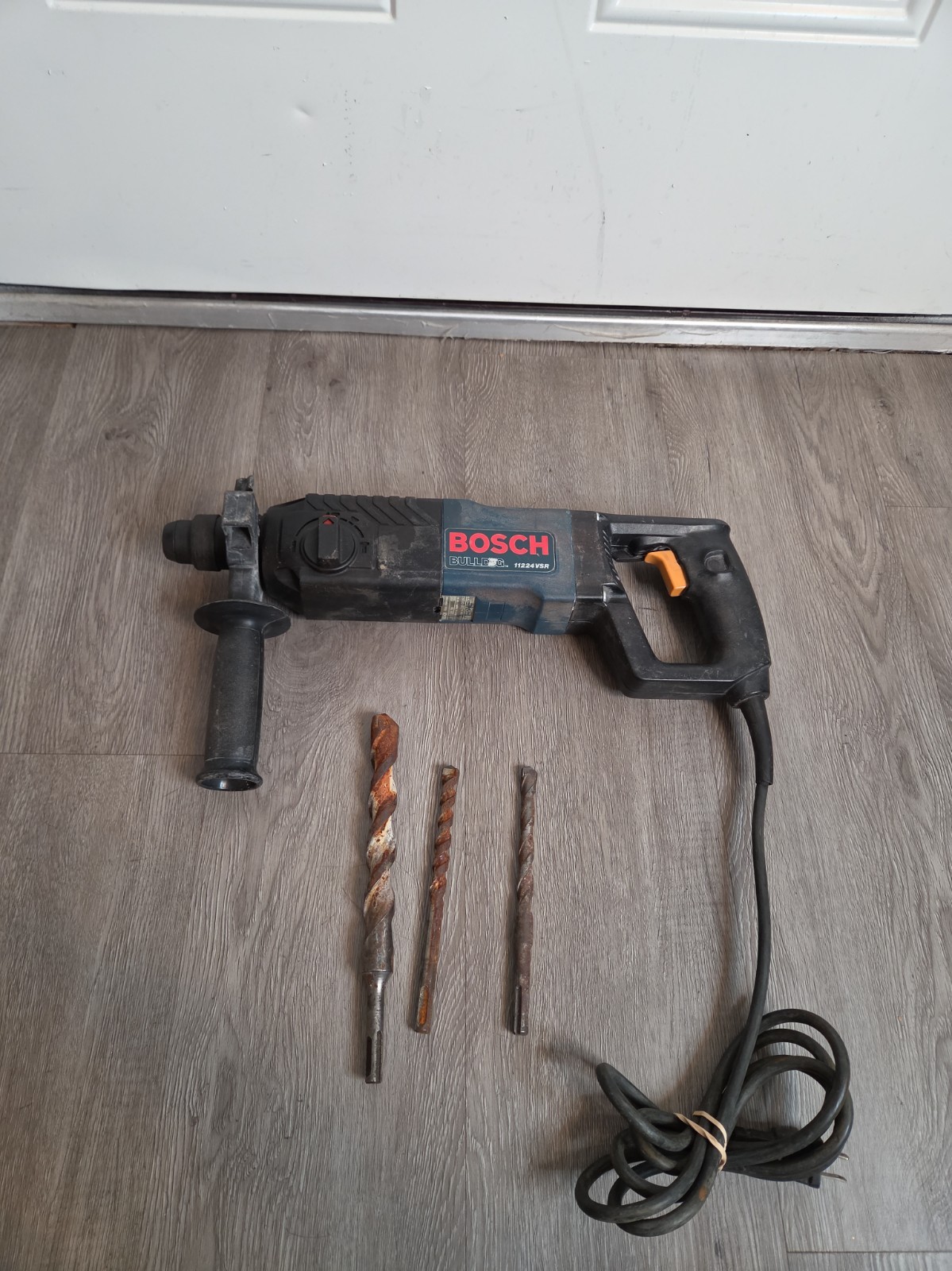 Bosch Bulldog Hammer Drill 11224VSR Tested Working