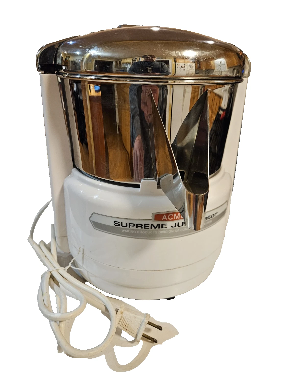 ACME Waring Supreme JUICERator 11JE21 Model 6001 4.8 Amp Vegetable Juicer