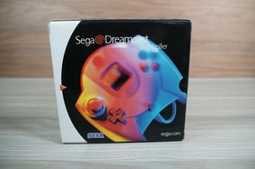 Green Wired Controller (Sega Dreamcast) NEW in Box Official OEM MK-50100