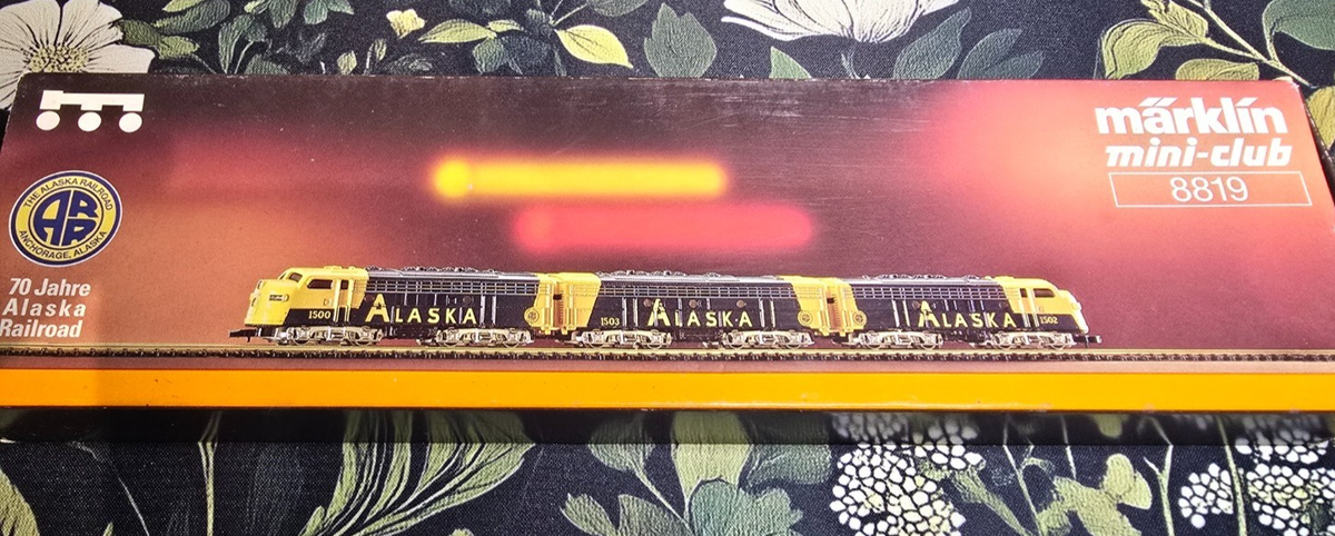 Marklin Mini-Club #8819 F7 A/B/A Engine set Alaska Z Scale, LN/Box