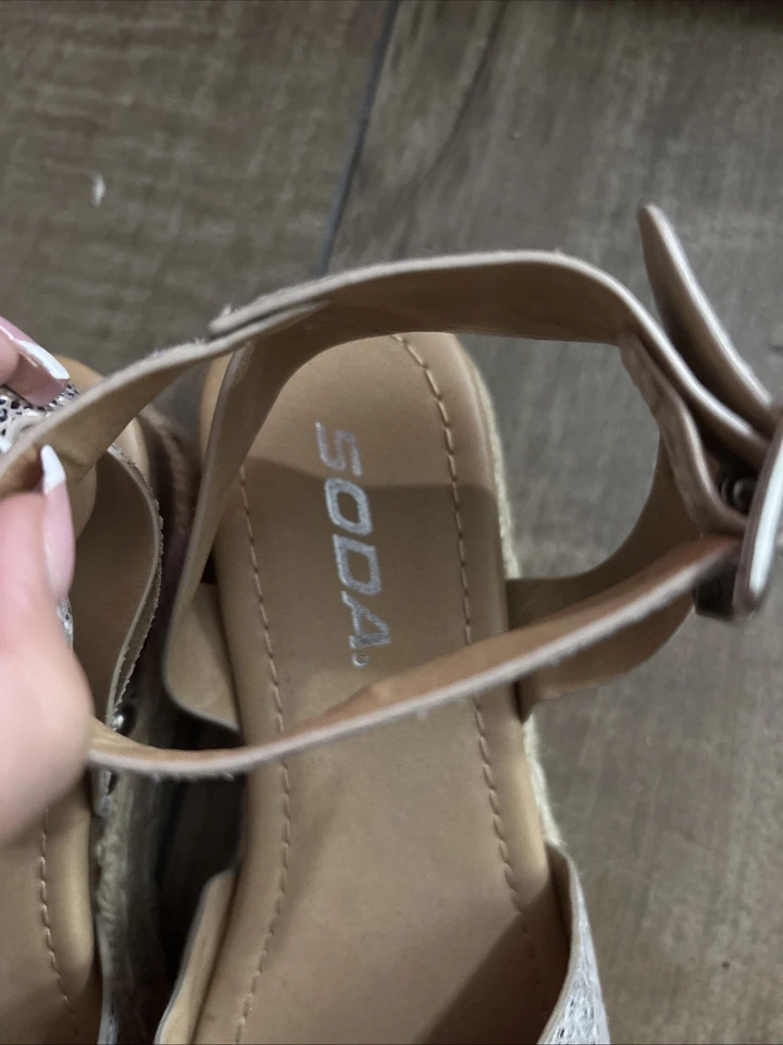 SODA Women’s Espadrille Platform Sandals – Snake Print – Size 6.5 — 第 3/4 张图片