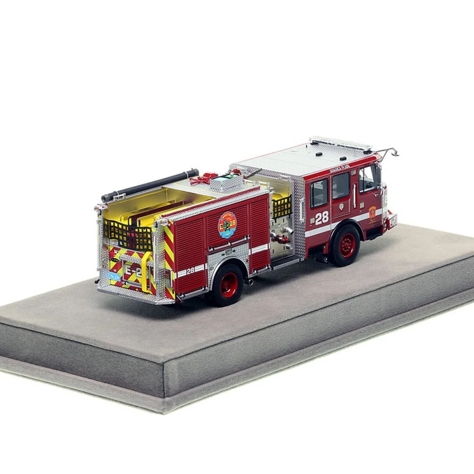 火灾复制品 1/50 型号波士顿 FD 2017 电子台风 28 牙买加普通 FR036-28 — 第 2/4 张图片