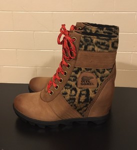sorel cheetah boots