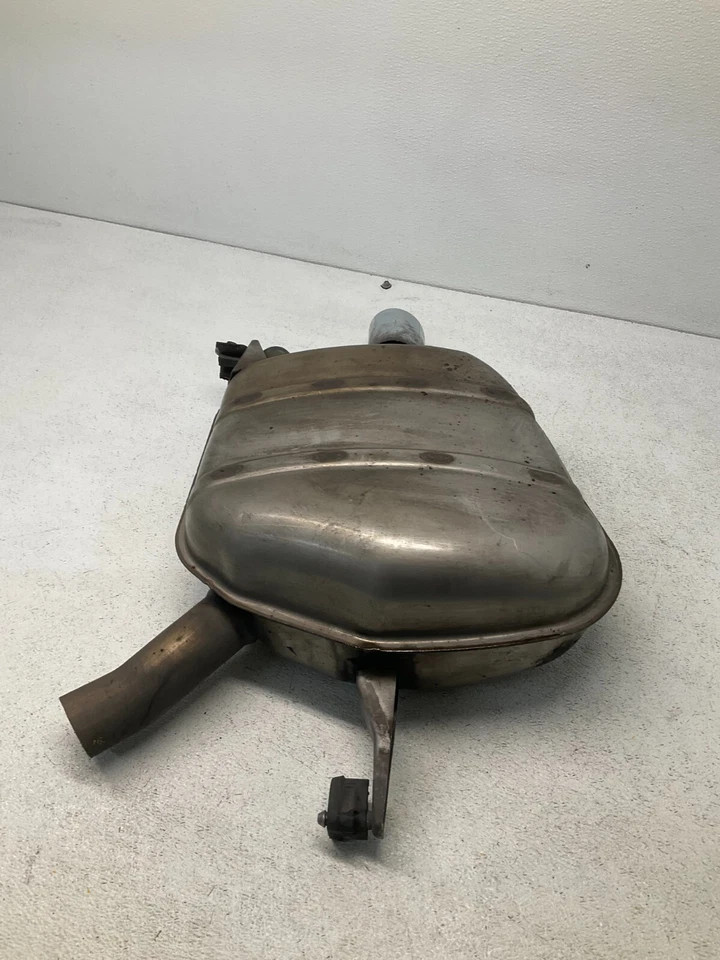 Silenciador 3,5 L 17430-0P260 compatible con 2011 2012 2013 2014 2015 2016 Toyota Sienna OEM Foto 3 de 4