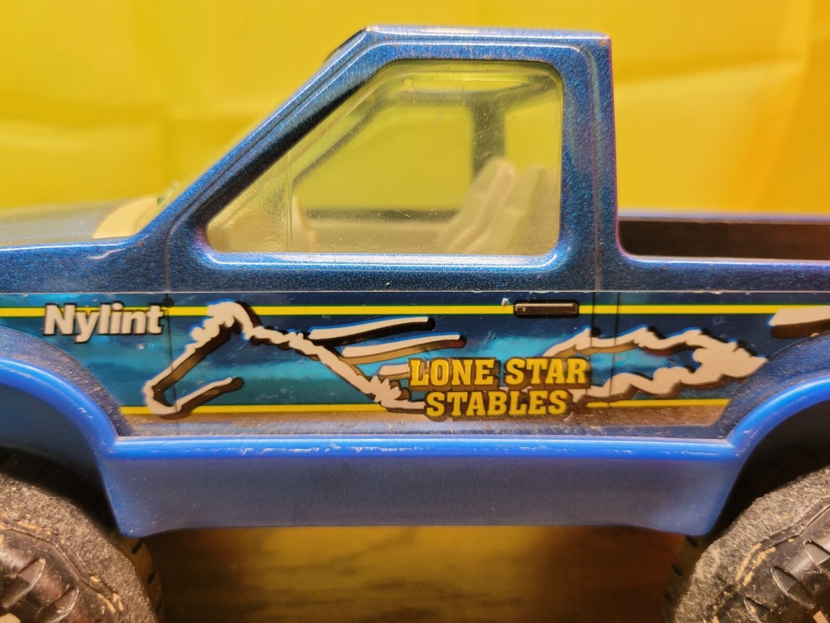 Vintage Nylint Pressed Steel Blue Bull Nose Ford Lone Star Stables