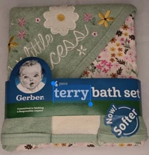 Baby Girl Princess Bath Set Hooded Towel & 3 Washcloths NIP Gerber Green Floral