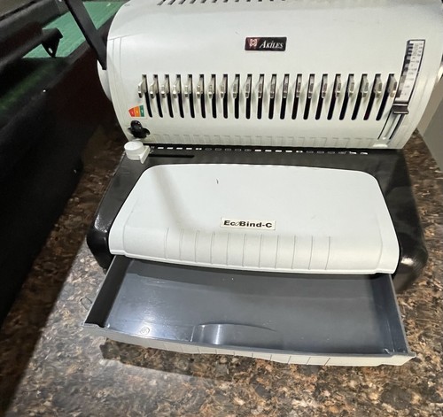 AKILES ECOBIND-C PLASTIC COMB BINDING MACHINE Office. Printing. Professional. - Picture 8 of 8