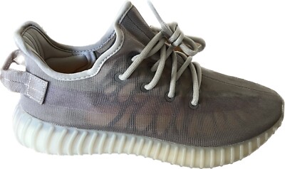 yeezy boost 350 v2 Monmis 43 1/3 Neu