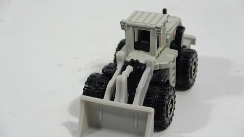 Matchbox 2007 Quarry Kin Grey Front End Loader MB 737 - Picture 4 of 8