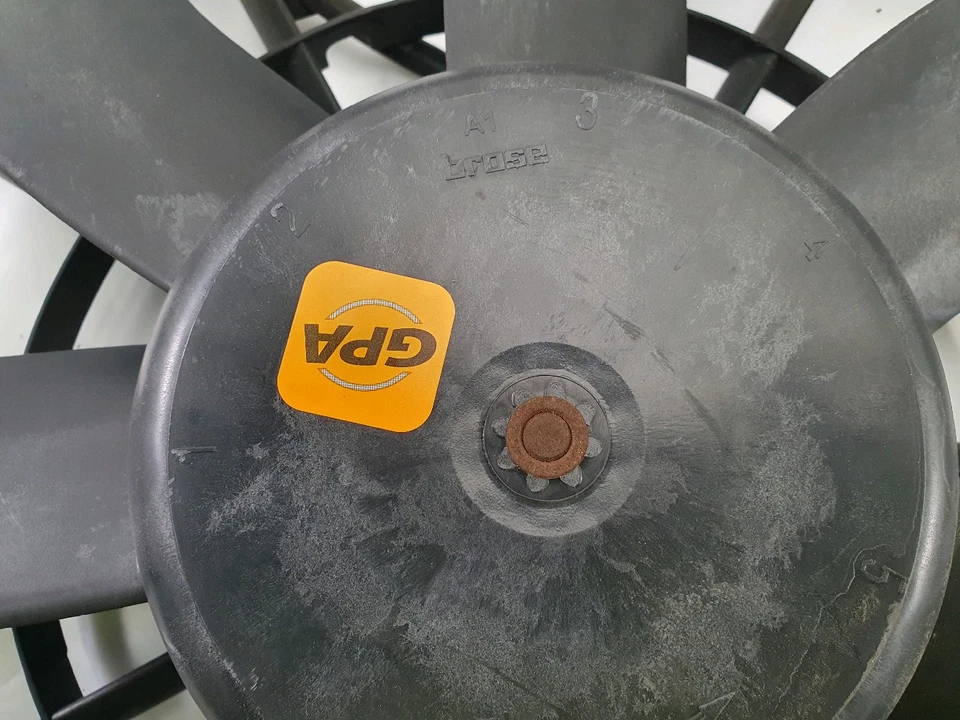 Groupe motoventilateur - Seat IBIZA ST IV PH.2 - 6R0959455E - Y0-2415N - Photo 4/4