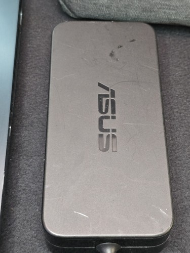 Asus Zenbook Pro Duo UX581GV i7-9750H, 16G Ram, 1T SSD- RTX2060 - Picture 18 of 24