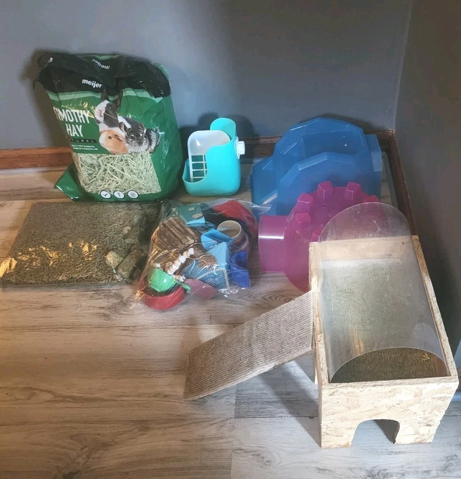 Lote de accesorios para conejillos de indias, escondite x3, botella de agua, comida, heno, juguetes Foto 4 de 4
