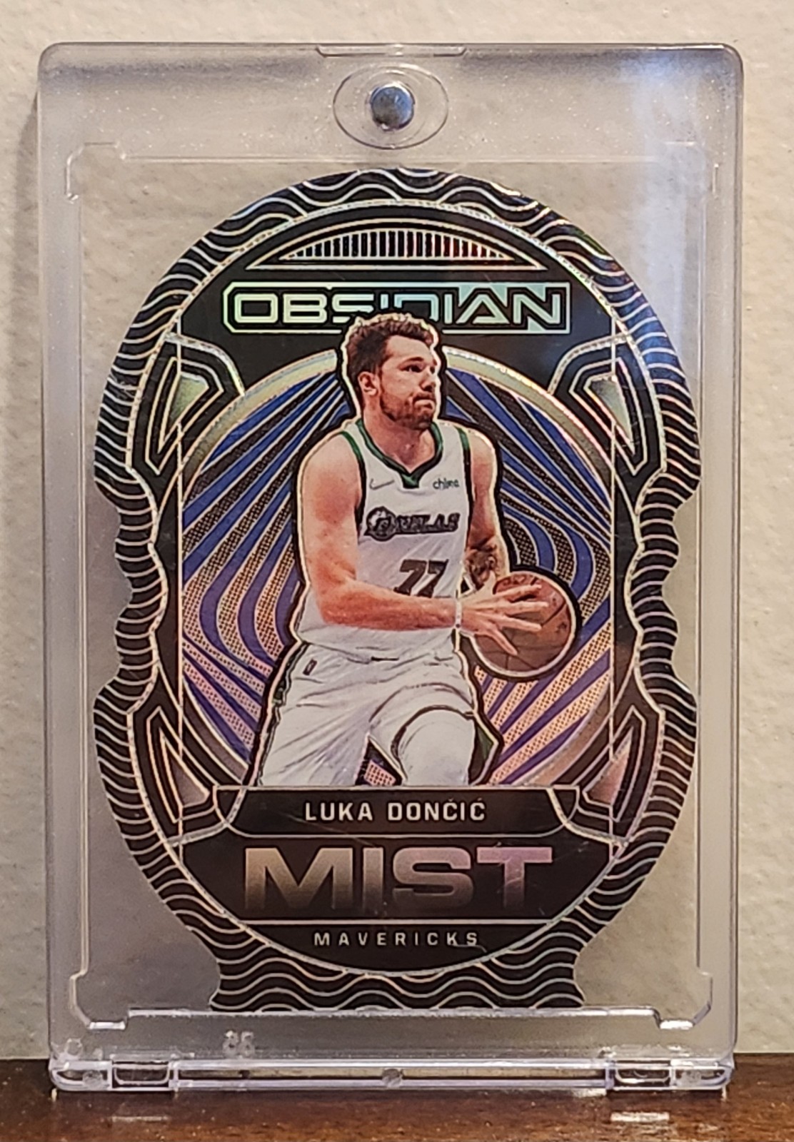 2021-2022 panini obsidian mist luka doncic 4
