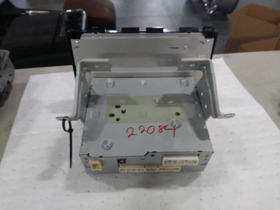 Equipo de audio radio pantalla y receptor Am-fm-cd compatible con 14-17 TUNDRA 569188 Foto 2 de 4