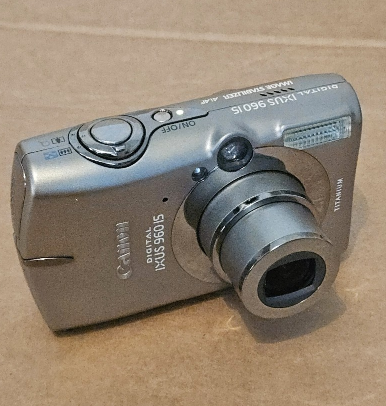 Canon Ixus 960 Canon 950 Camera Canon IXUS 960 IS Compact Digital