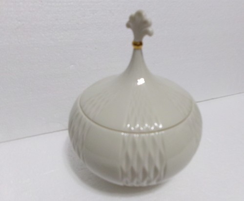 1970's LENOX USA Harlequin Collection Covered Candy Dish USA HAND DECORATED 24k - Picture 12 of 12