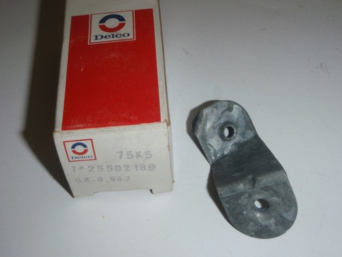NOS GM DELCO Power Antenna Mounting Bracket 1982 Chevy Impala 82 Caprice - 第 1/1 張圖片