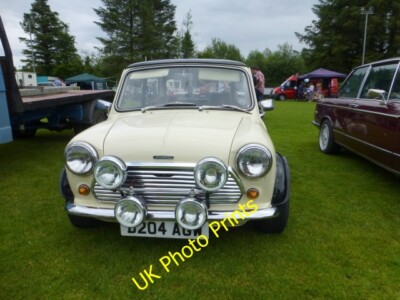 Foto 6x4 Rallye Auto, Plumbridge Plumb Bridge abgebildet bei der Oldtimer Rall c2015