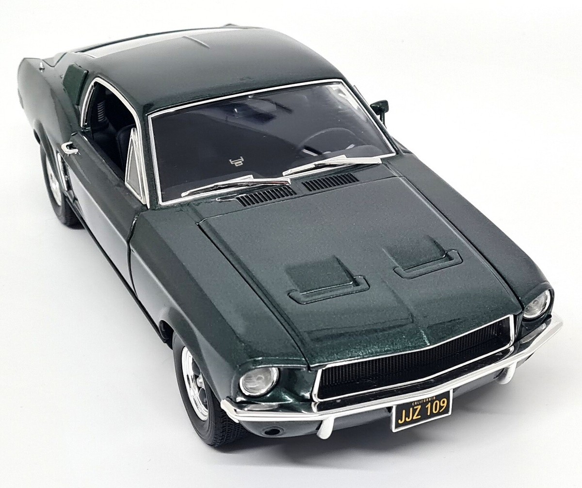 Greenlight Bullitt 1968年ミニカーセット GREENLIGHT 1:18 Diecast Car - BULLITT - Steve McQueen