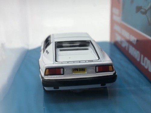 Johnny Lightning-Silver Screen Machine-007 Spy Who Loved Me-1976 Lotus Esprit S1 - Picture 4 of 5
