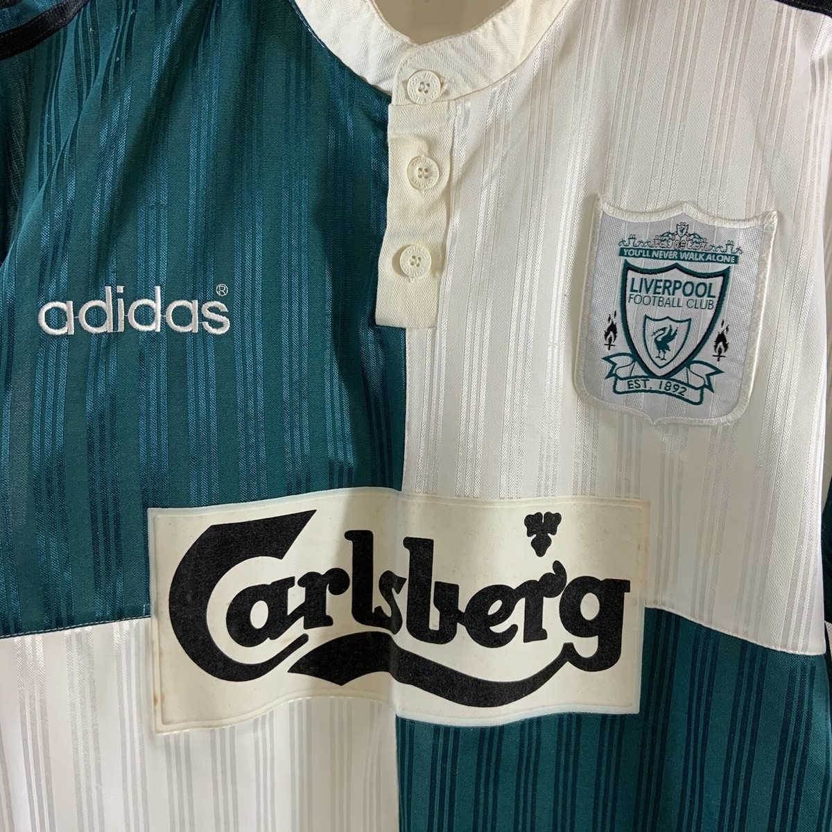 adidas　1994〜1996 リバプール　アウェイ ⭐️ Kit Of The Day: Adidas Liverpool 1995/96 Away - Rush 9